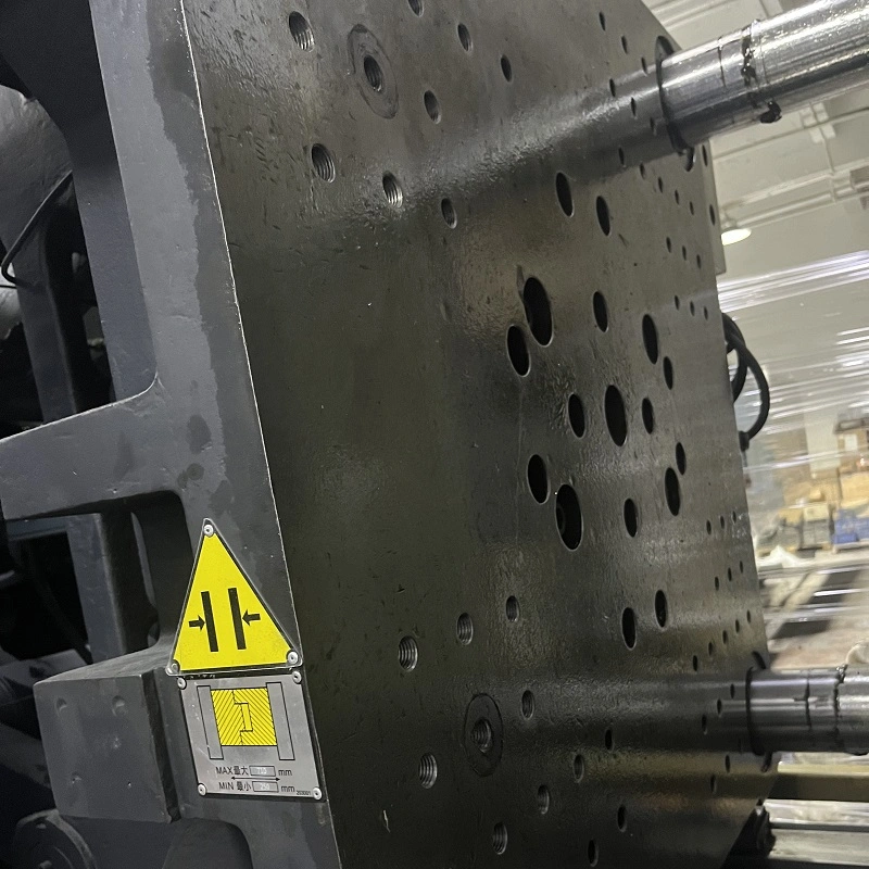 Haitian-470ton-Injection-Molding-Machine-Plastic-Molding-Machine (2)