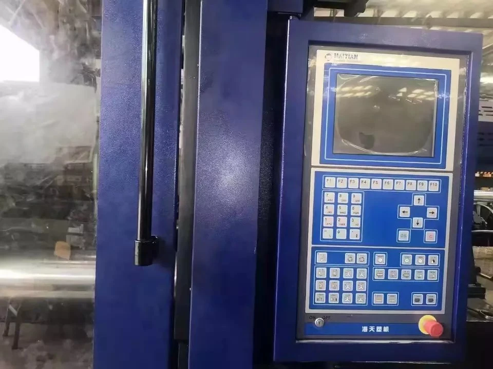 High-Quality-Fully-Automatic-Haitian-Ma4700-Plastic-Fruit-Box-470ton-Injection-Molding-Making-Machine-Price (3)
