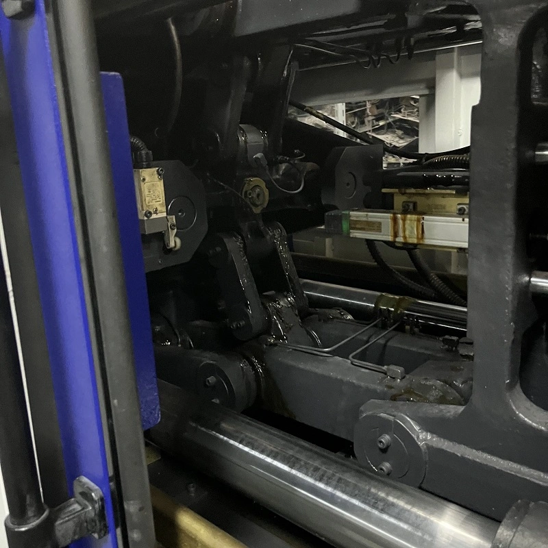 Plastic-Injection-Molding-160-Tons-Haitian-Energy-Saving-Ma1600-Servo-Horizontal-Injection-Molding-Machine (4)